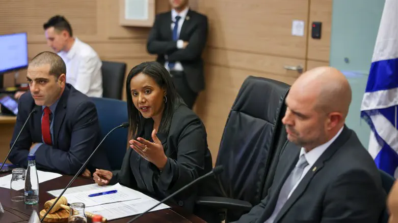 פנינה תמנו שטה