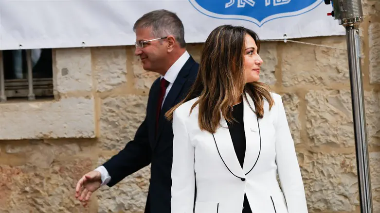 יואב קיש ויפעת שאשא ביטון