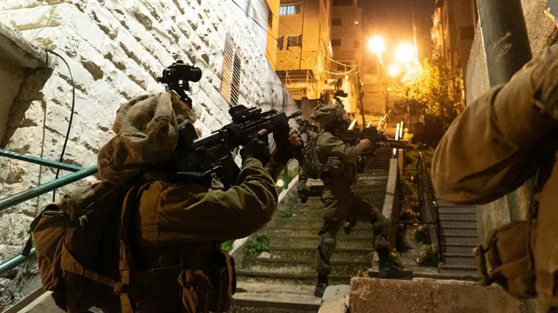 פעילות מעצרים