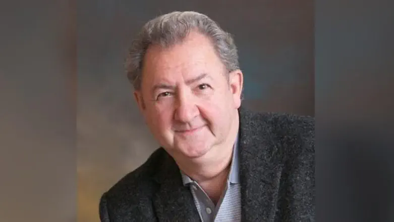 Dr. Alex Sternberg