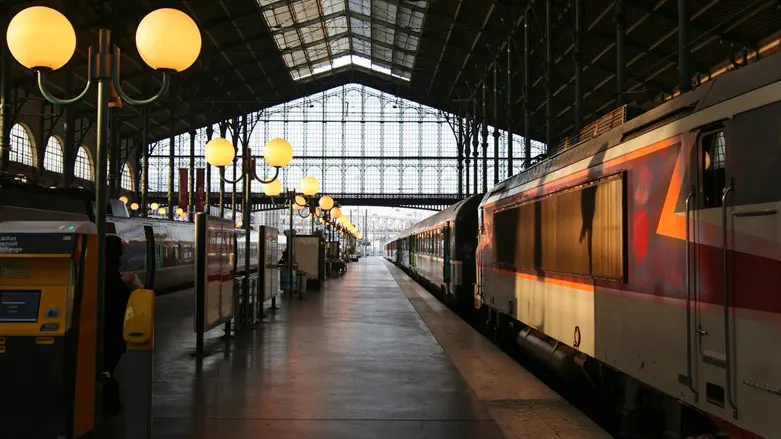 תחנת הרכבת גאר דה נורד בפריז