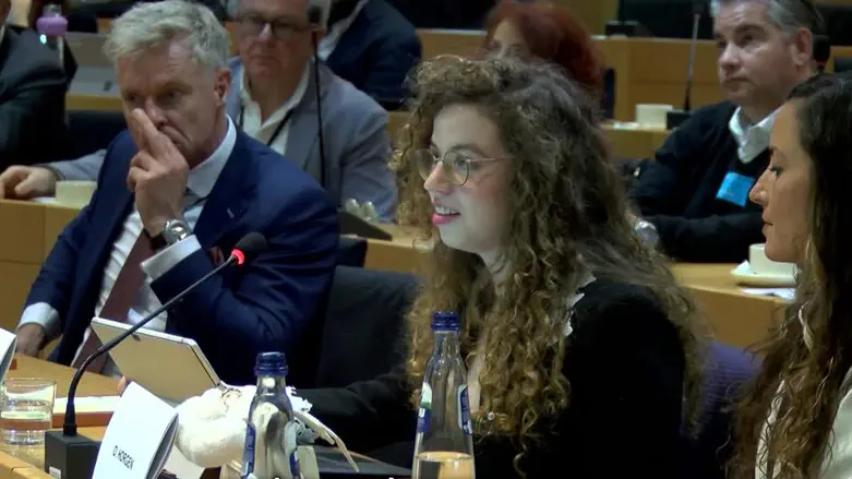 Avigail Horgan addresses EU parliamentarians in Brussels