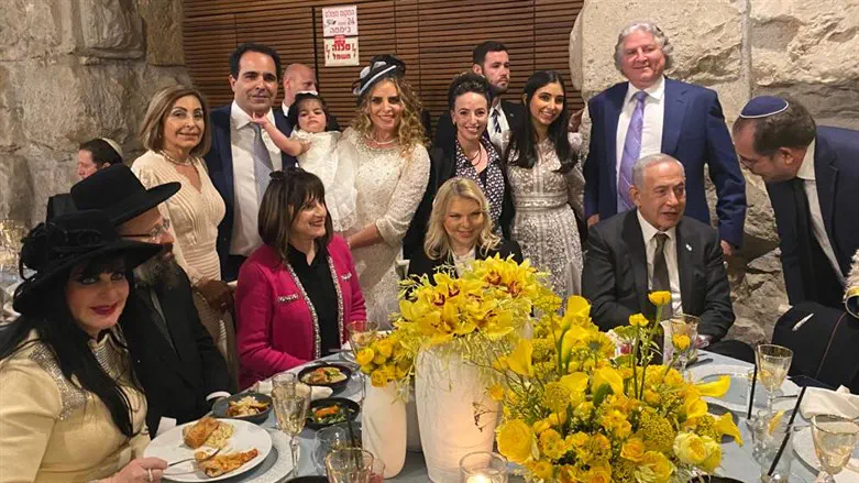 נתניהו וסילמן עם משפחת פאליק