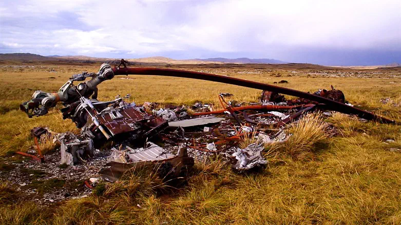 Helicopter crash (illustration)