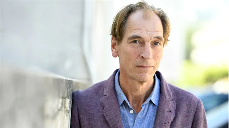 Julian Sands