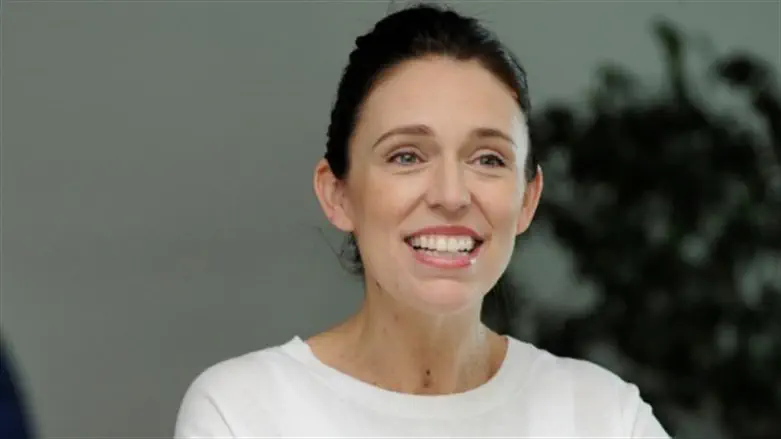 ראש ממשלת ניו זילנד ג'סינדה ארדרן