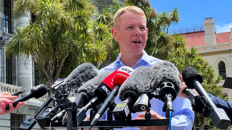 Chris Hipkins