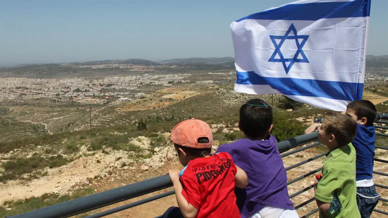 Israeli children in Judean community of Neve Daniel
