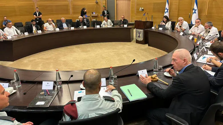 פגישת גלנט וראשי הרשויות, בלי סמוטריץ'