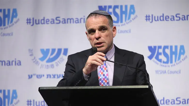 Efrat Mayor Oded Revivi