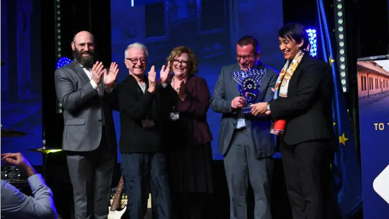 Adidas receives EJA award