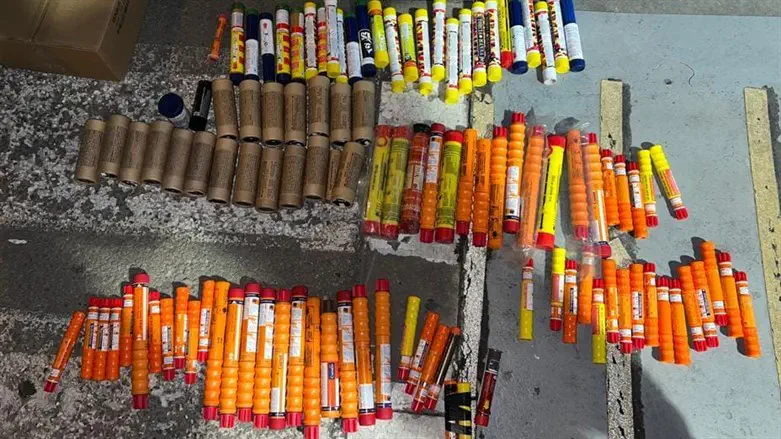 האבוקות שנתפסו על ידי משטרת ישראל