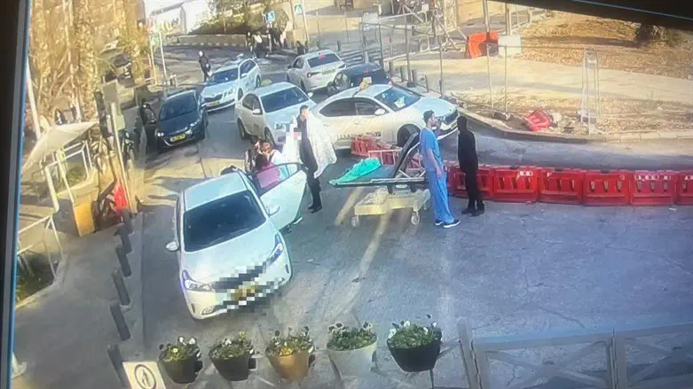 לידה בחניית בית החולים