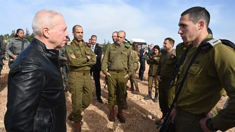 יואב גלנט באיו"ש