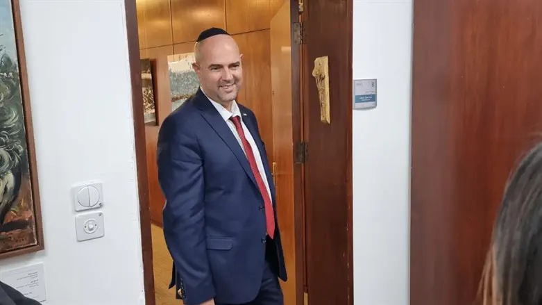 אוחנה עם בית המזוזה