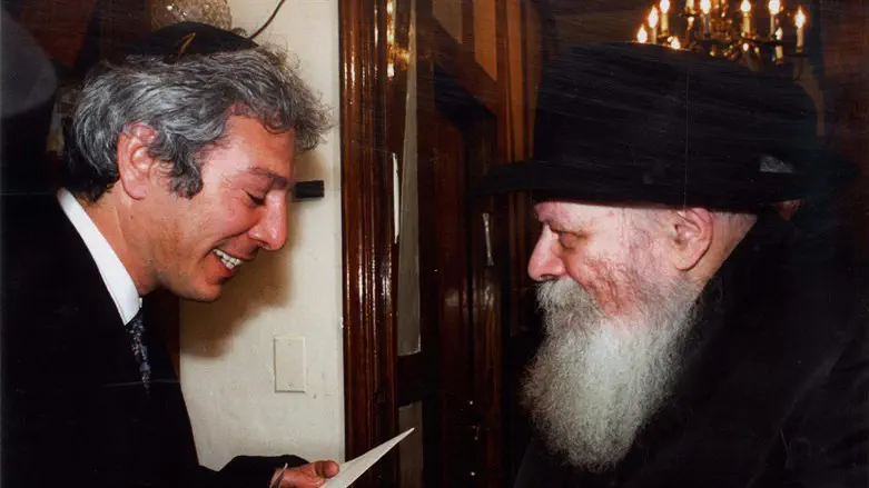 הרבי מליובאוויטש עם הרב עמי פייקובסקי