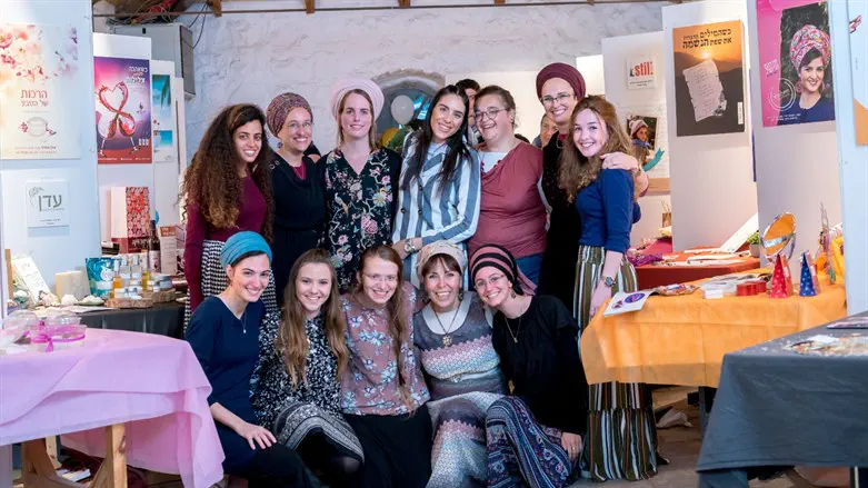 תלמידות במכללת אימג'