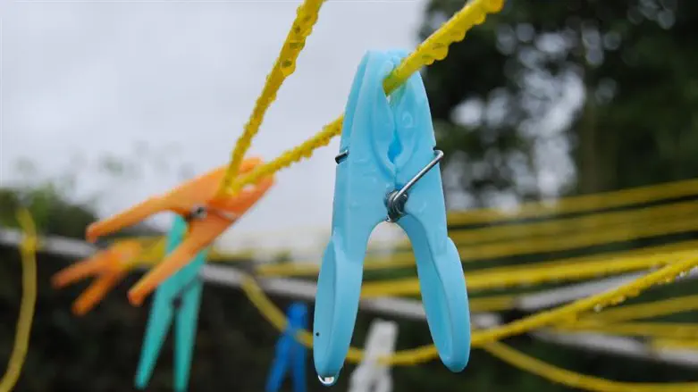 תליית כביסה