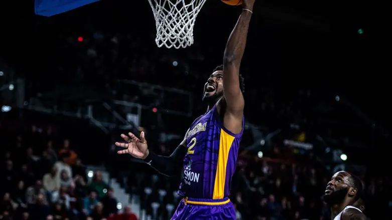 חולון הערב. הפסד נוסף, בדרך לסיום העונה?