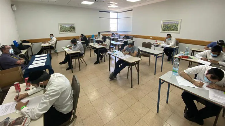 מבחני ההסמכה לרבנות 