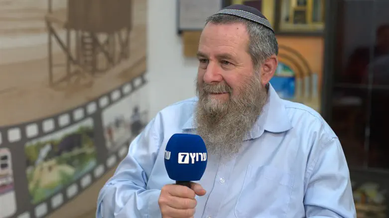 סגן השר ח"כ אבי מעוז
