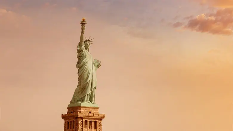 אחד מצירופי המילים המשונים ביותר. פסל החירות