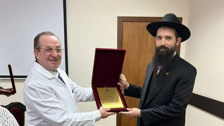 הענקת התעודה