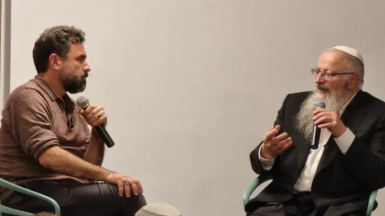 הרב שמואל אליהו ואורי זכי