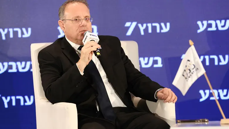 יעקב חגואל
