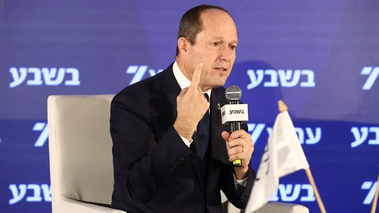 השר ניר ברקת