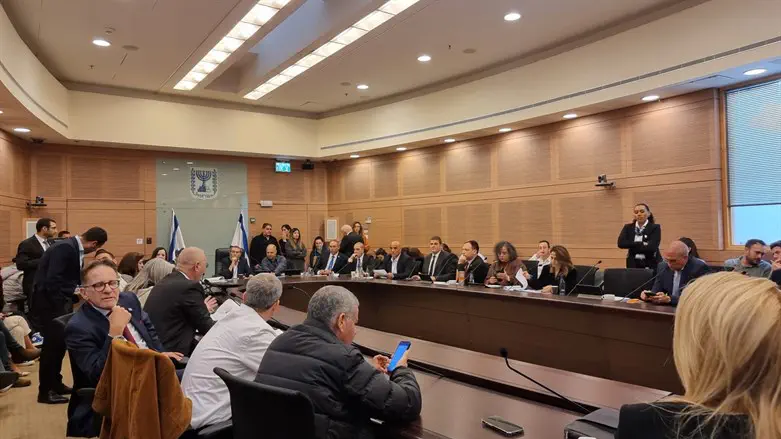 הדיון בוועדת הכספים