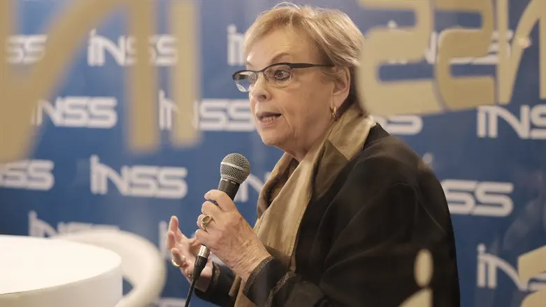 דורית ביניש