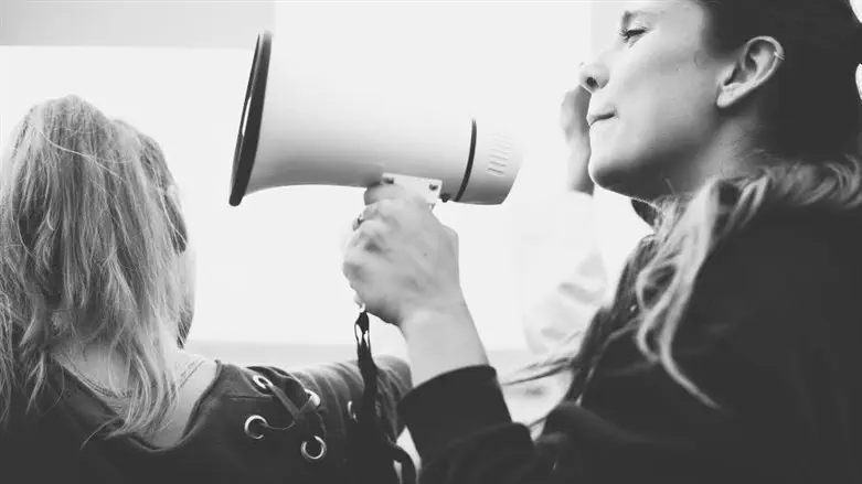 הפגנה. אילוסרטציה