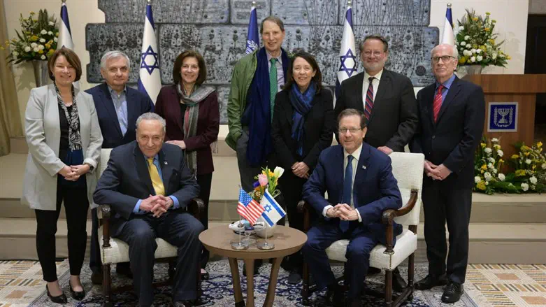 Herzog and the delegation