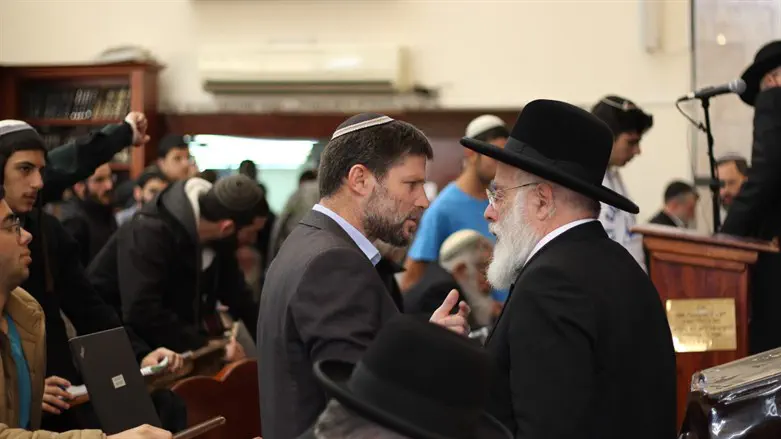 הרב יעקב שפירא וסמוטריץ'