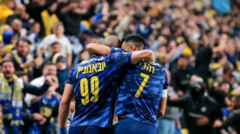 יובאנוביץ' עם זהבי. צמד 