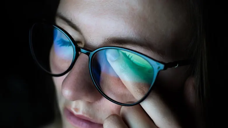 כאבי עיניים