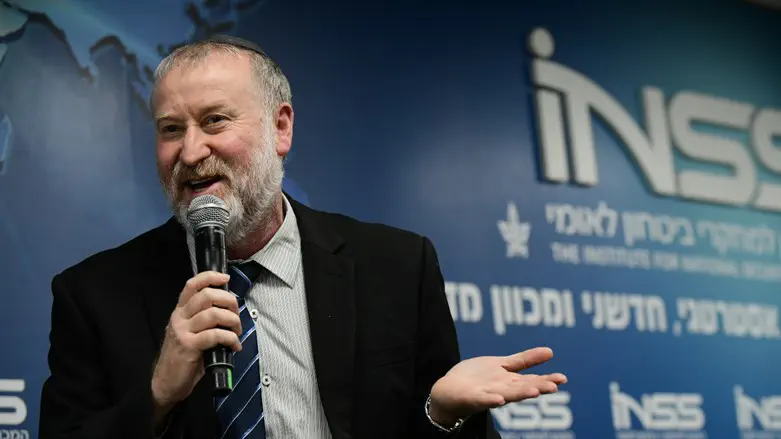 אביחי מנדלבליט
