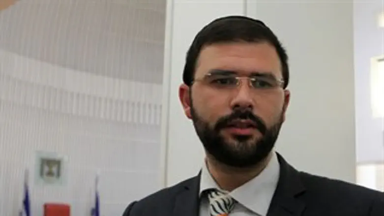 עו"ד יואב ללום