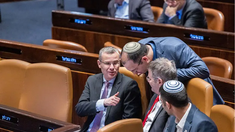 יריב לוין, רוטמן, קיש וקרעי במליאה