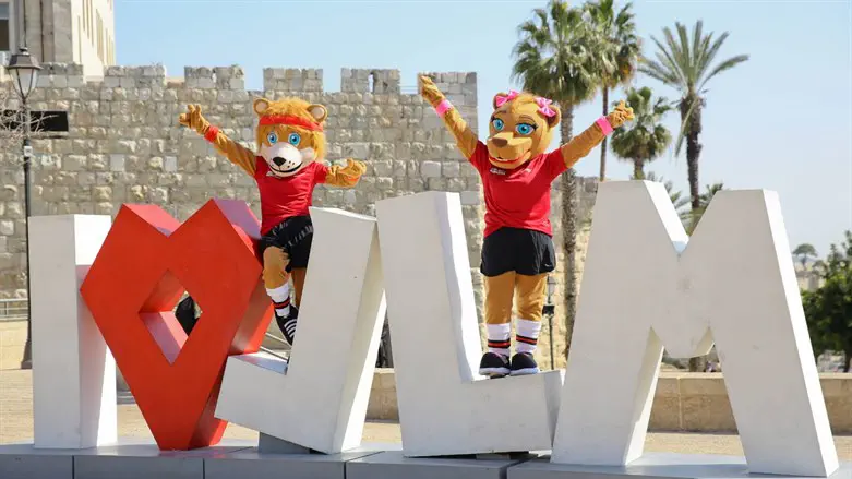 האריה והלביאה. מוכנים לפורים ולמרתון ווינר ירושלים ה-12