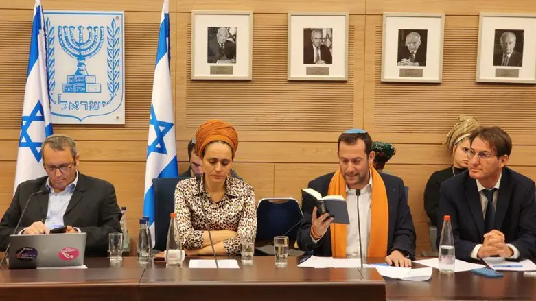 מימין: ביסמוט, דגן, סון הר מלך וקריב בוועדת חוץ וביטחון