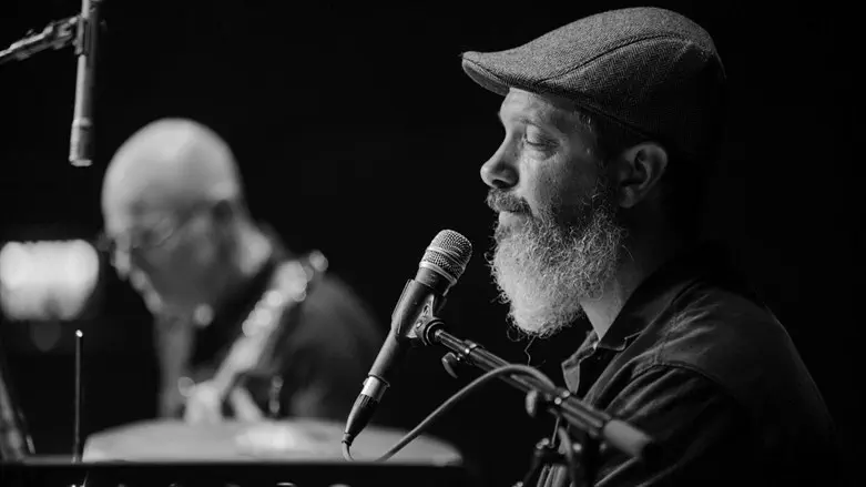 יהושע לימוני