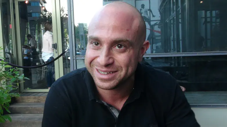 זיו שילון