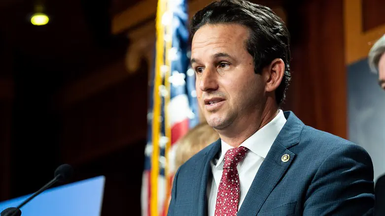 Brian Schatz