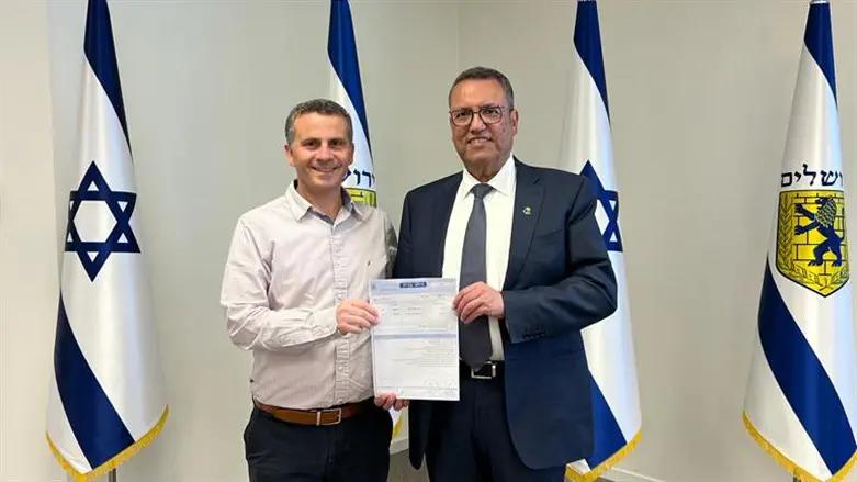 משה ליאון ואודי רגונס