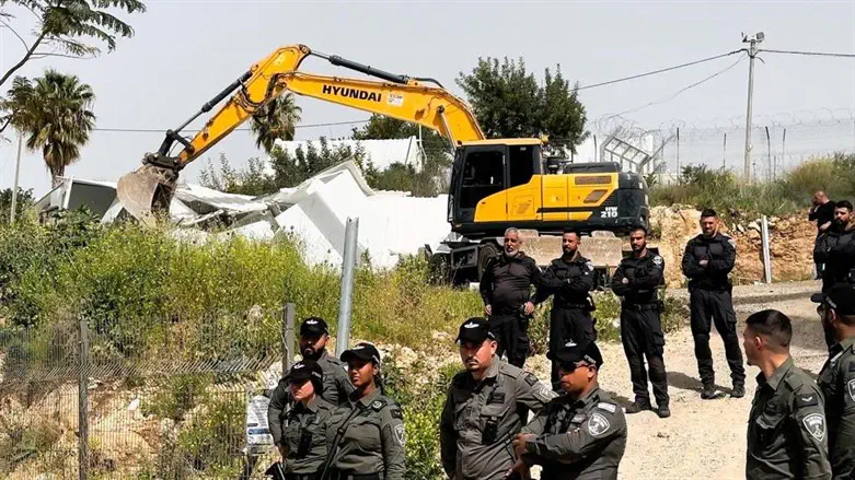 ההריסה בחריש