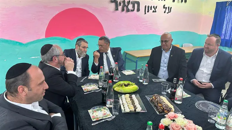 הפגישה עם משה ליאון