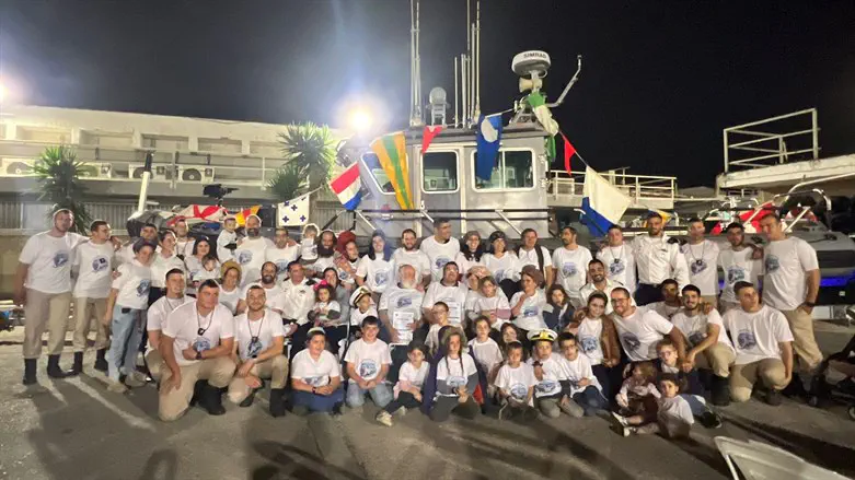 The Yaniv family at the Ashdod Naval Base