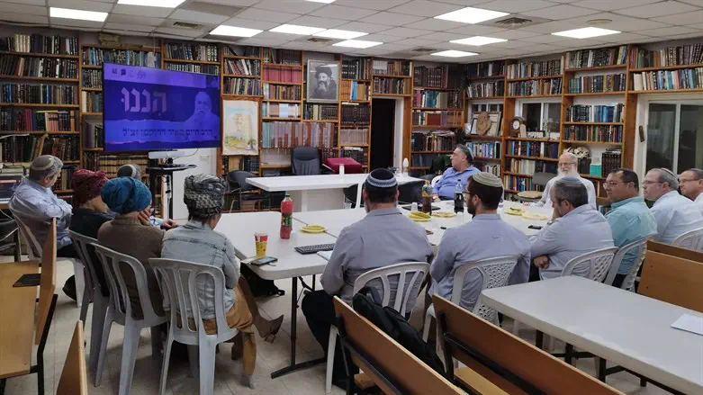 הפגישה הראשונה של פורום ''הננו'' 